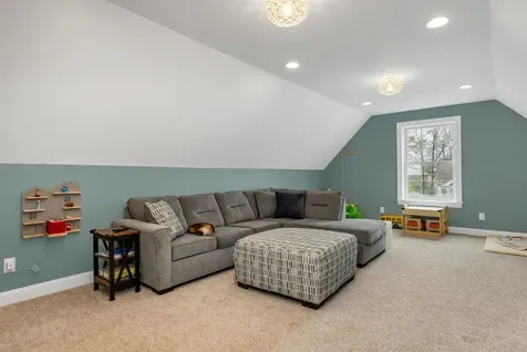 73 Village Place Drive Barrington NH 03825