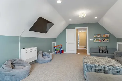 73 Village Place Drive Barrington NH 03825