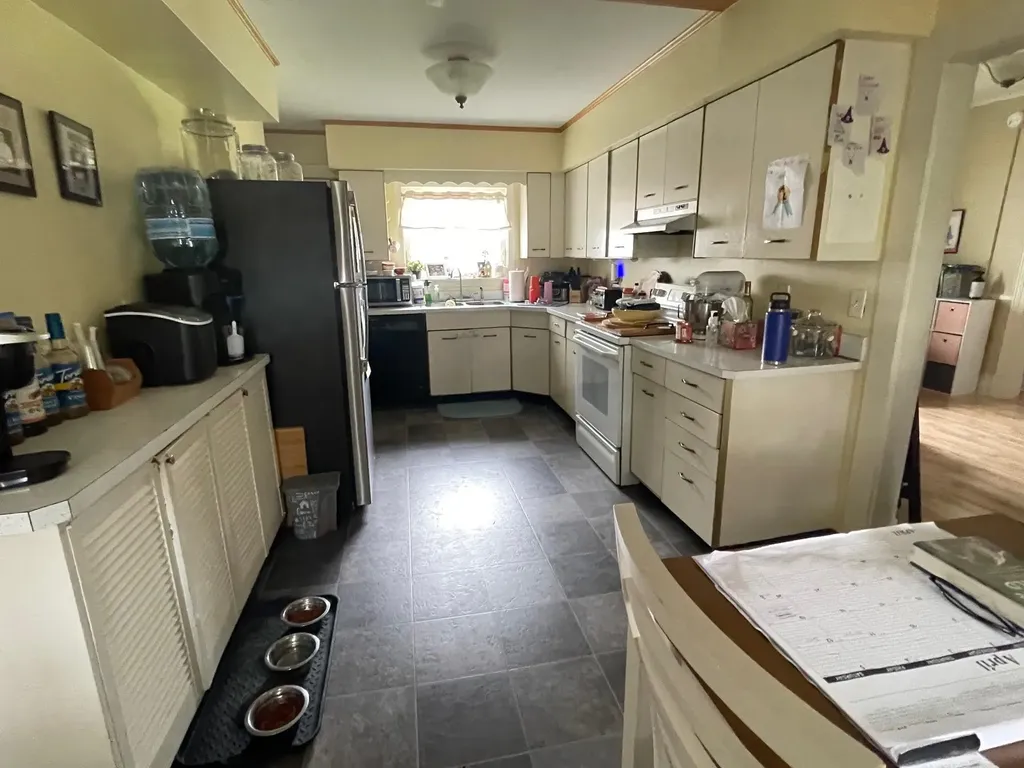 42 Messenger Street St. Albans City VT 05478