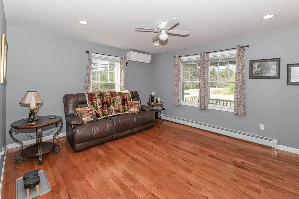 293 Pemigewasset Drive Conway NH 03813