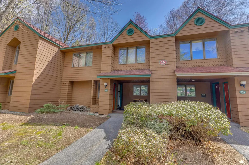16 Riverfront Drive Woodstock NH 03262
