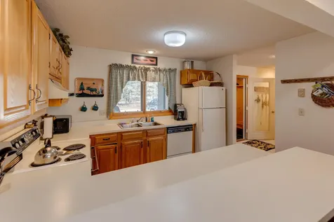 16 Riverfront Drive Woodstock NH 03262