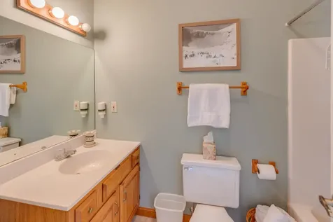 16 Riverfront Drive Woodstock NH 03262