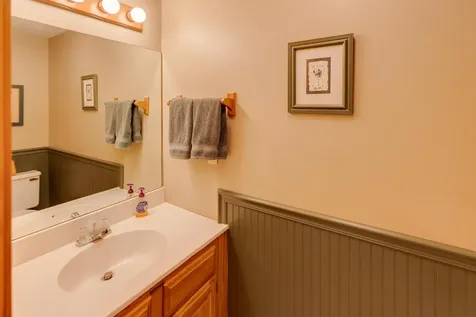 16 Riverfront Drive Woodstock NH 03262