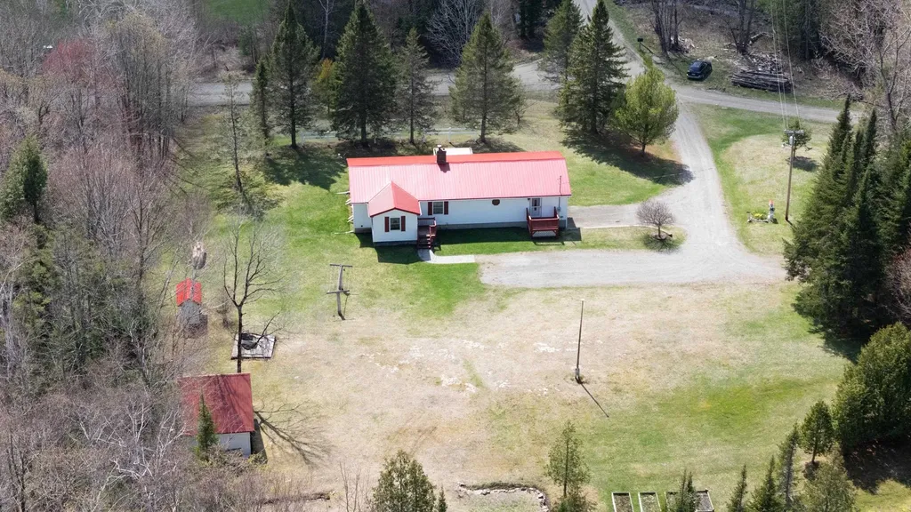 152 Laclair Lane Barton VT 05822