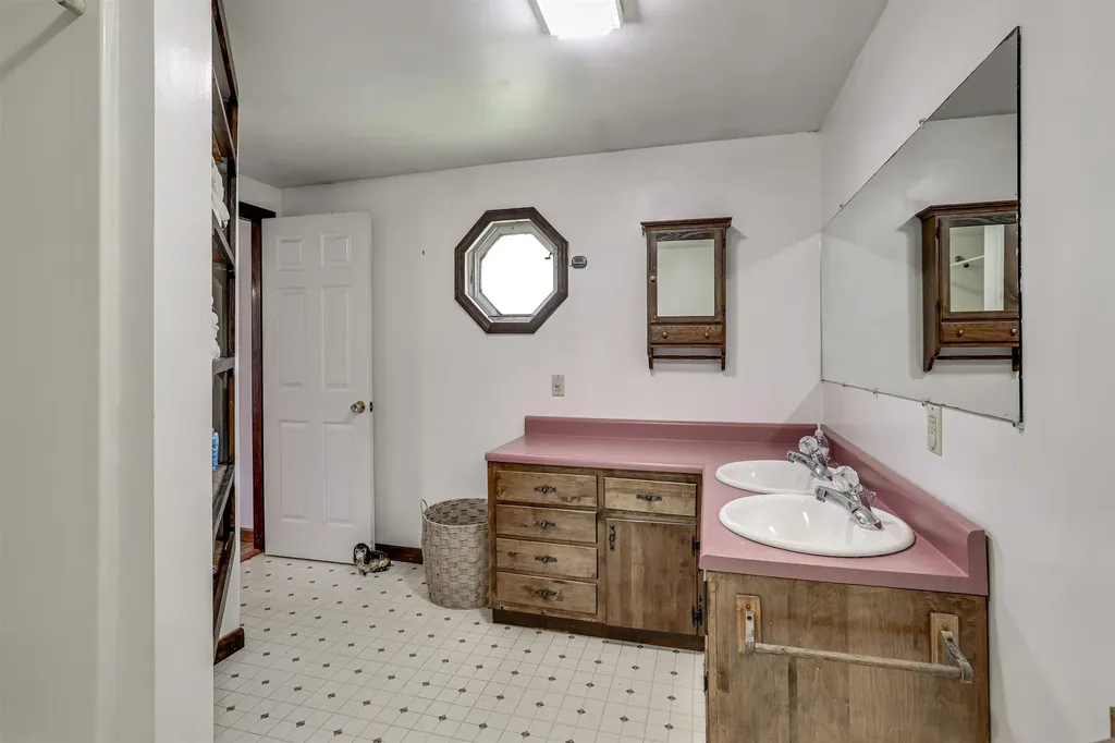 152 Laclair Lane Barton VT 05822