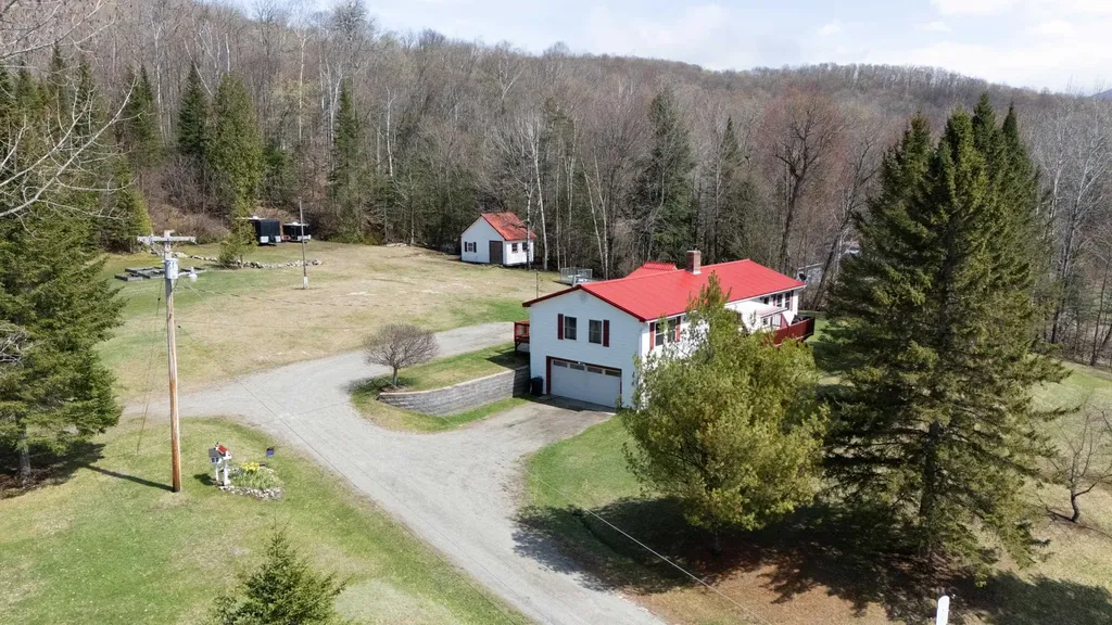152 Laclair Lane Barton VT 05822