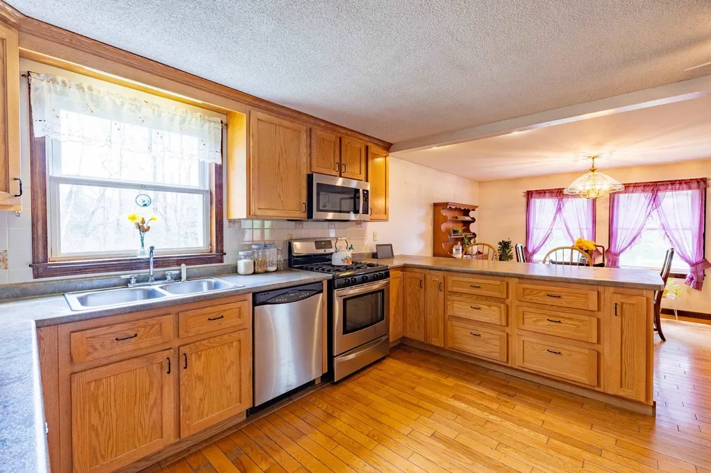 152 Laclair Lane Barton VT 05822