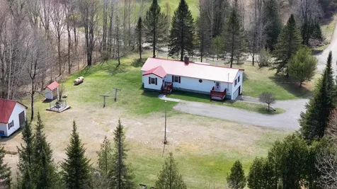 152 Laclair Lane Barton VT 05822