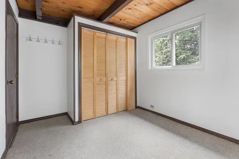 11 Turtle Bridge Crossing Hillsborough NH 03244