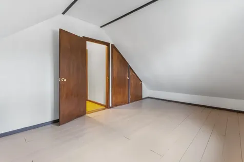 11 Turtle Bridge Crossing Hillsborough NH 03244