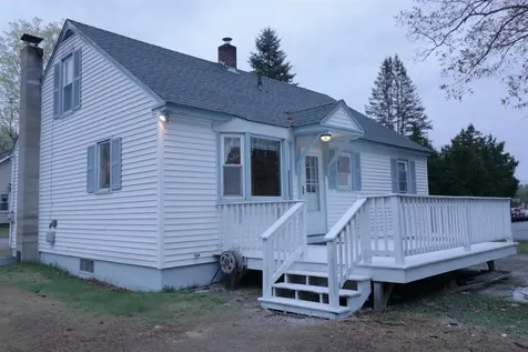 12 Deer Street Tilton NH 03276