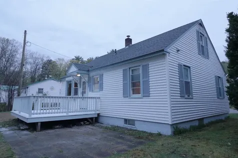 12 Deer Street Tilton NH 03276