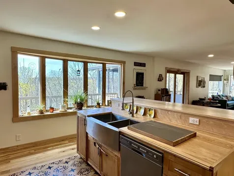 158 Burr Pond Road Sudbury VT 05733