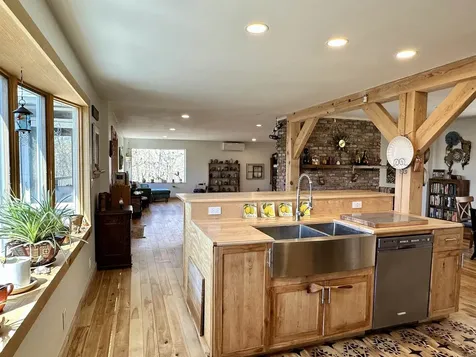 158 Burr Pond Road Sudbury VT 05733