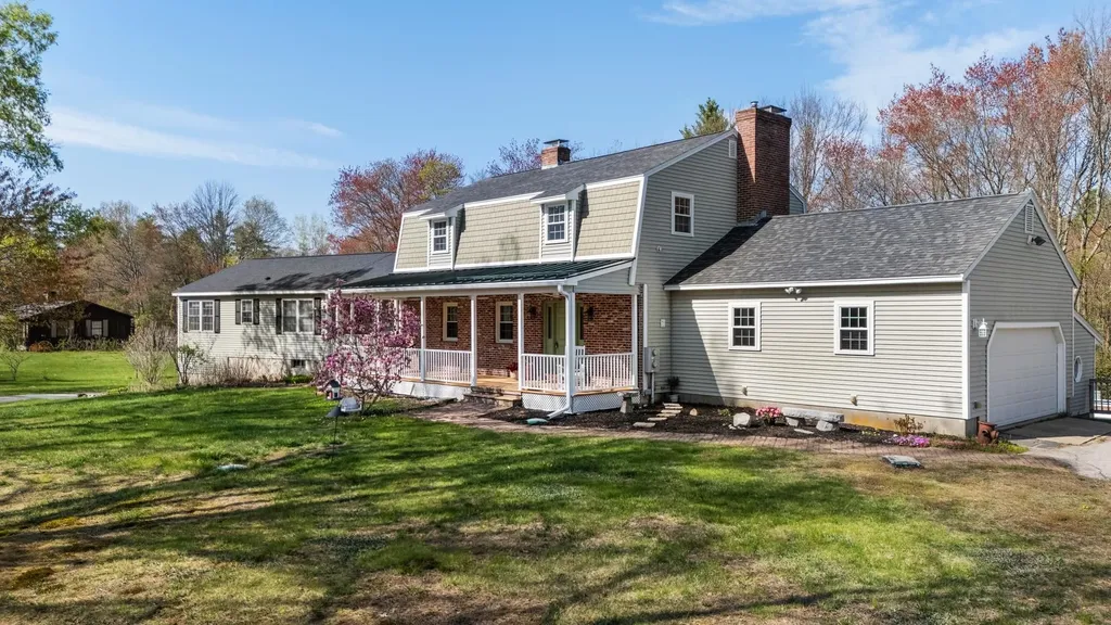 534 Hooksett Road Auburn NH 03032