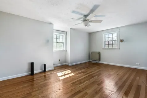 534 Hooksett Road Auburn NH 03032