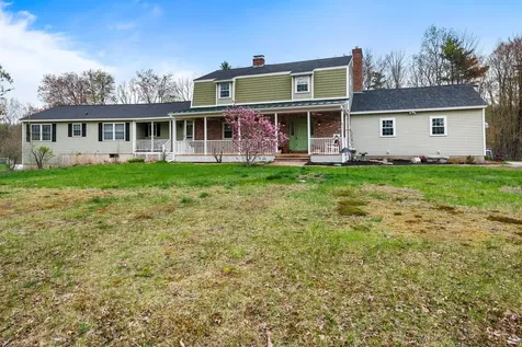 534 Hooksett Road Auburn NH 03032