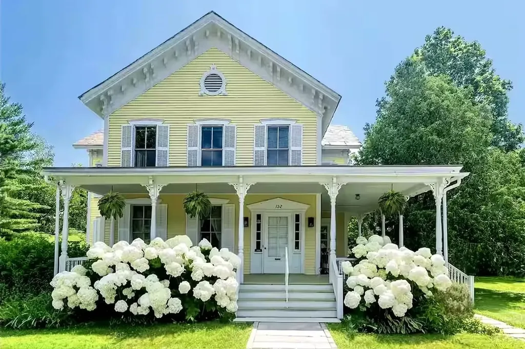 152 Bonnet Street Manchester VT 05255