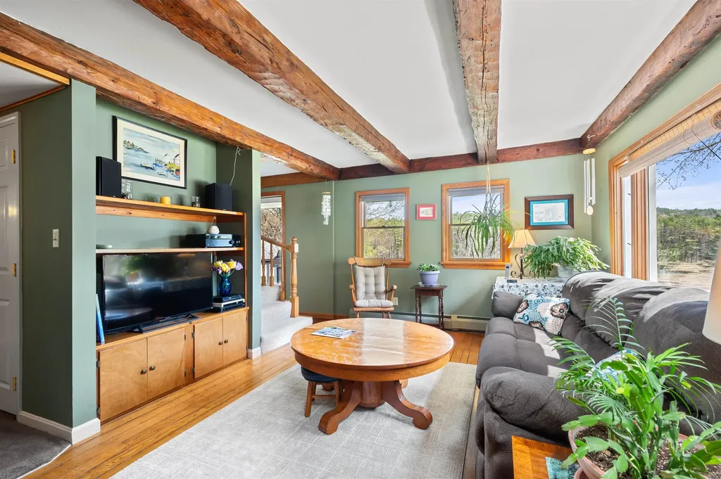 25 Elliot Road Center Harbor NH 03226