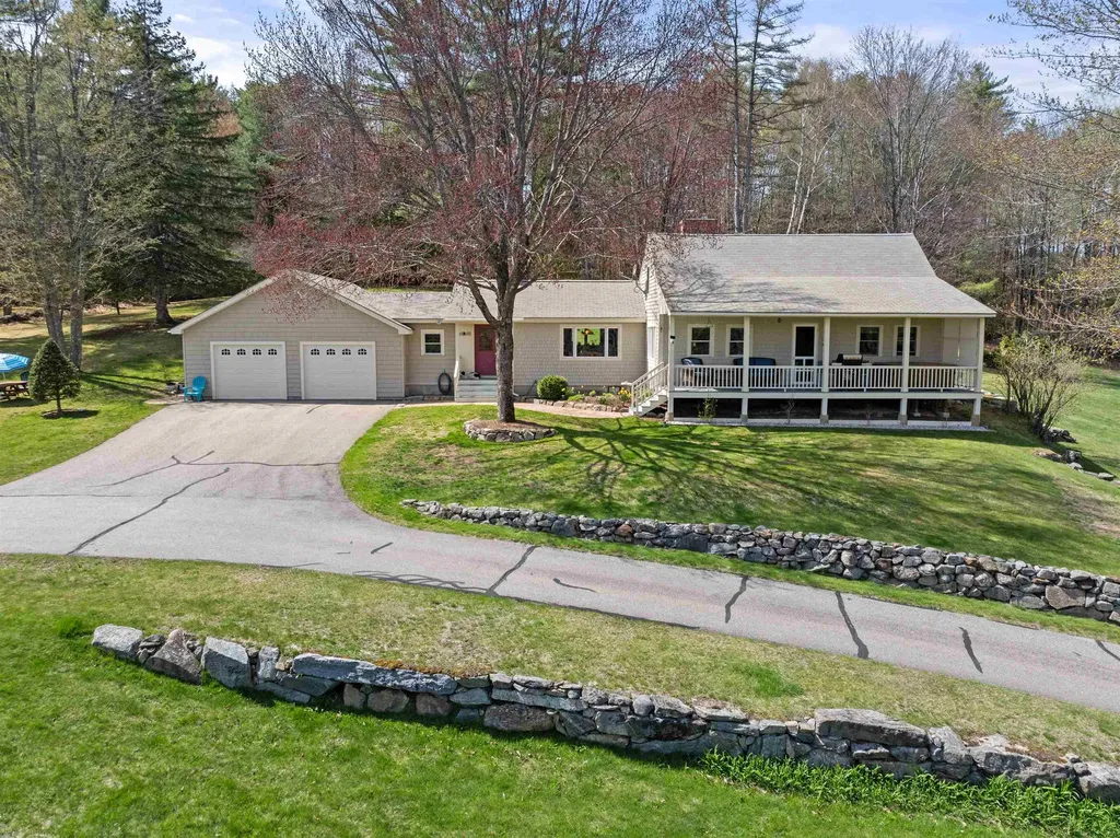 25 Elliot Road Center Harbor NH 03226