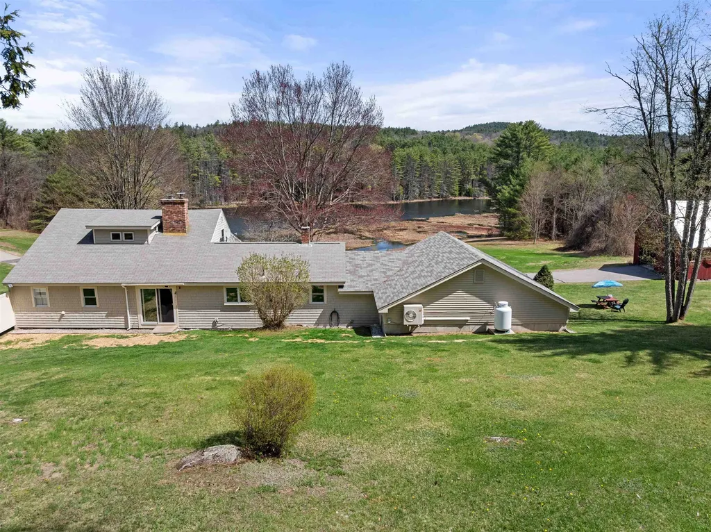 25 Elliot Road Center Harbor NH 03226