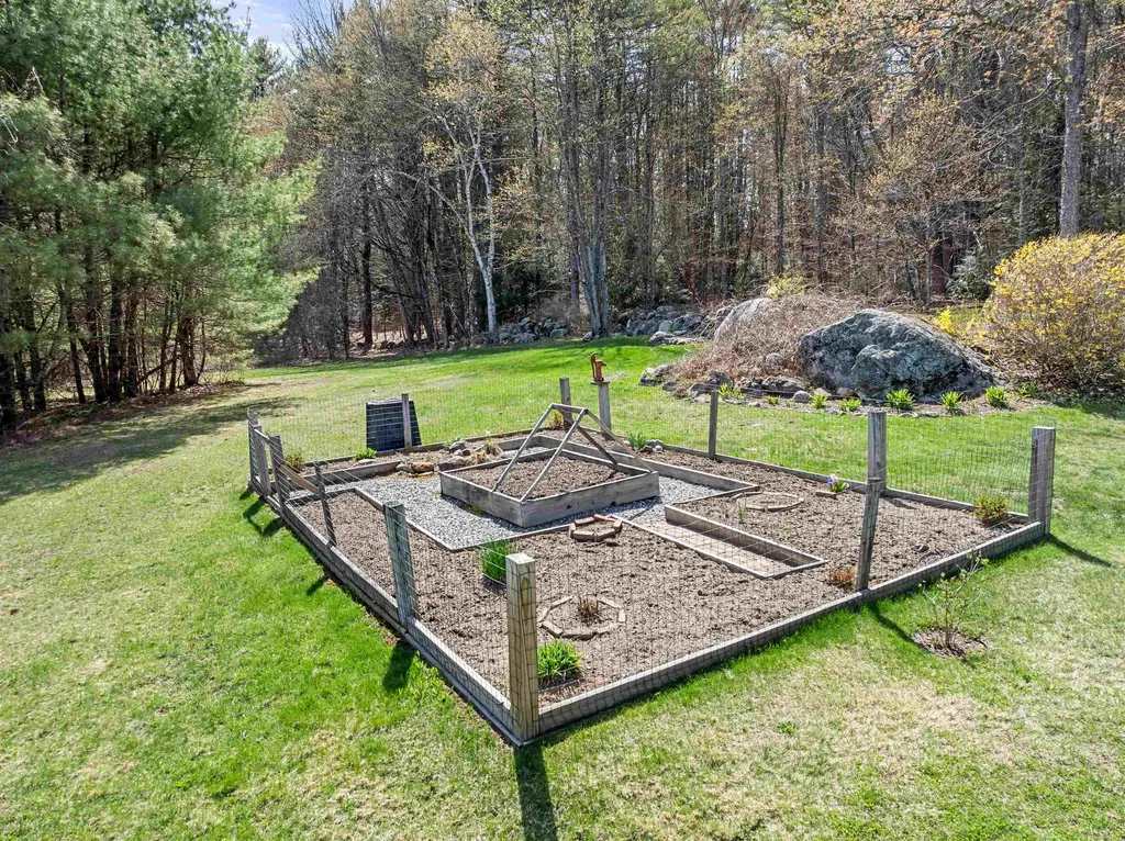 25 Elliot Road Center Harbor NH 03226