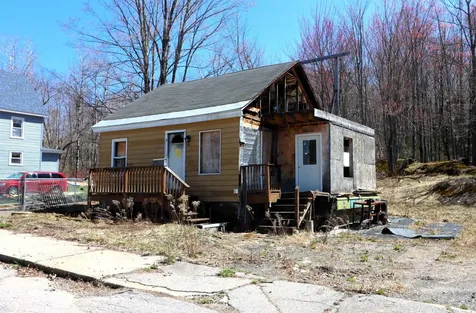 812 Kent Street Berlin NH 03570