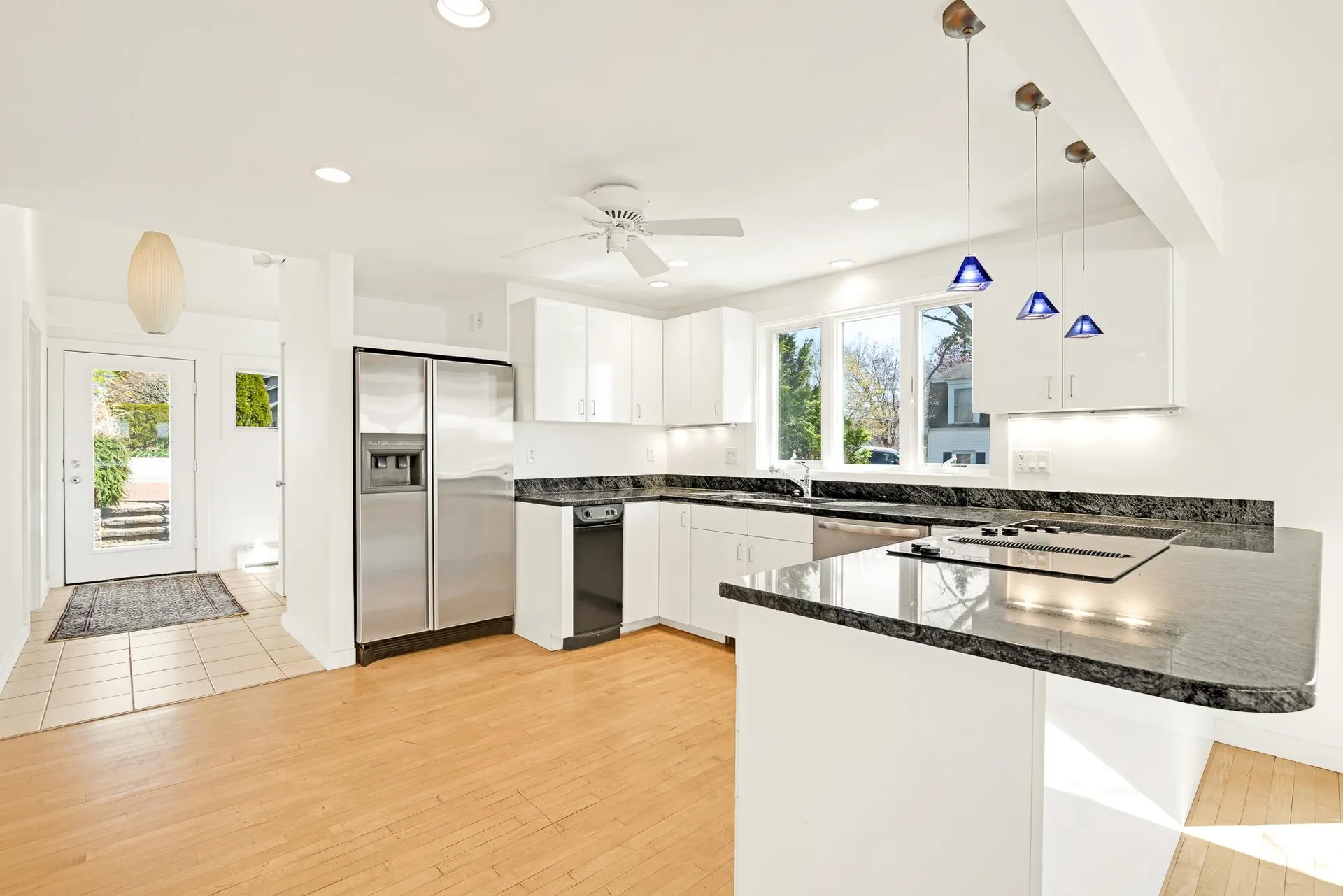 10 Island Avenue Kittery ME 03904