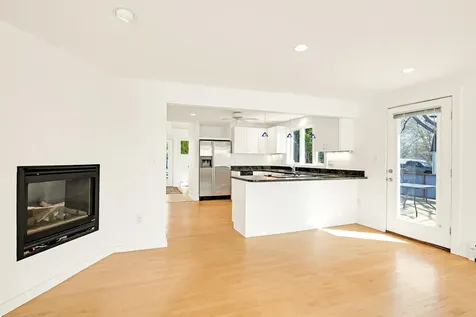 10 Island Avenue Kittery ME 03904