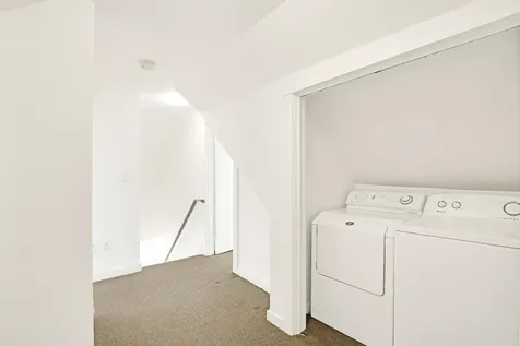 10 Island Avenue Kittery ME 03904