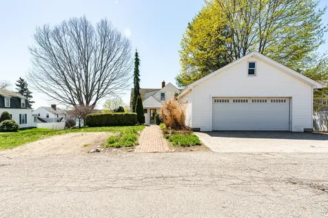 10 Island Avenue Kittery ME 03904