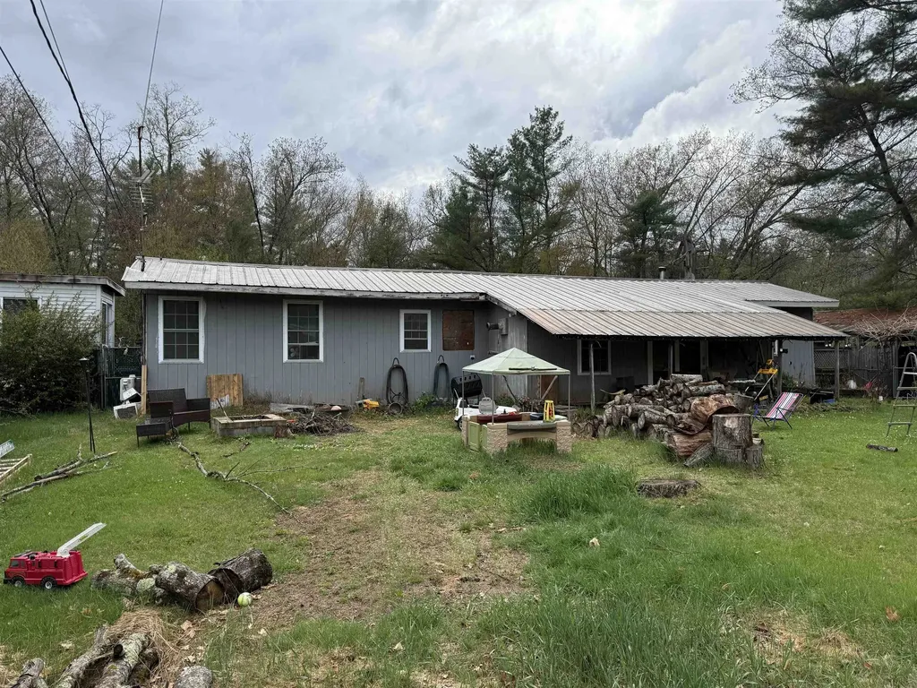 59 Snumshire Lane Charlestown NH 03603