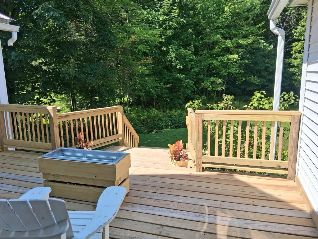 46 Willow Street Littleton NH 03561