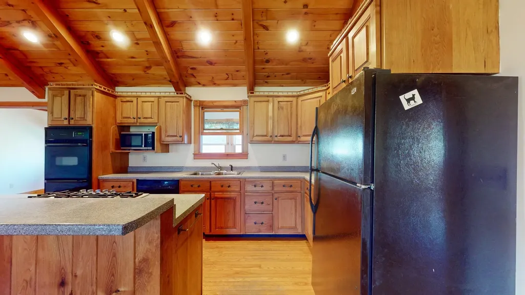 1689 South Street New Haven VT 05472