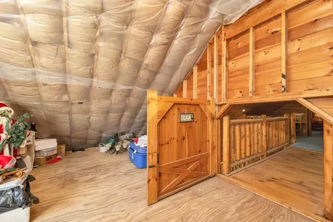 18 Wallace Lane Raymond NH 03077