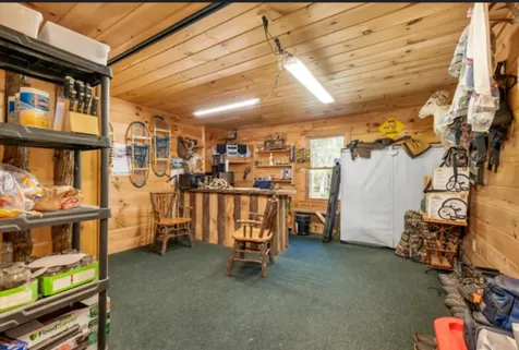 18 Wallace Lane Raymond NH 03077