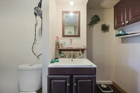 26 Evelyn Avenue Raymond NH 03077