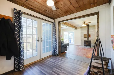 26 Evelyn Avenue Raymond NH 03077