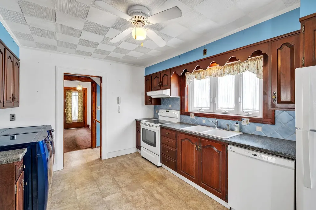 49 Ayers Street Barre City VT 05641