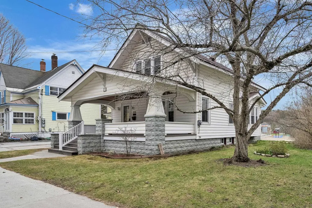 49 Ayers Street Barre City VT 05641