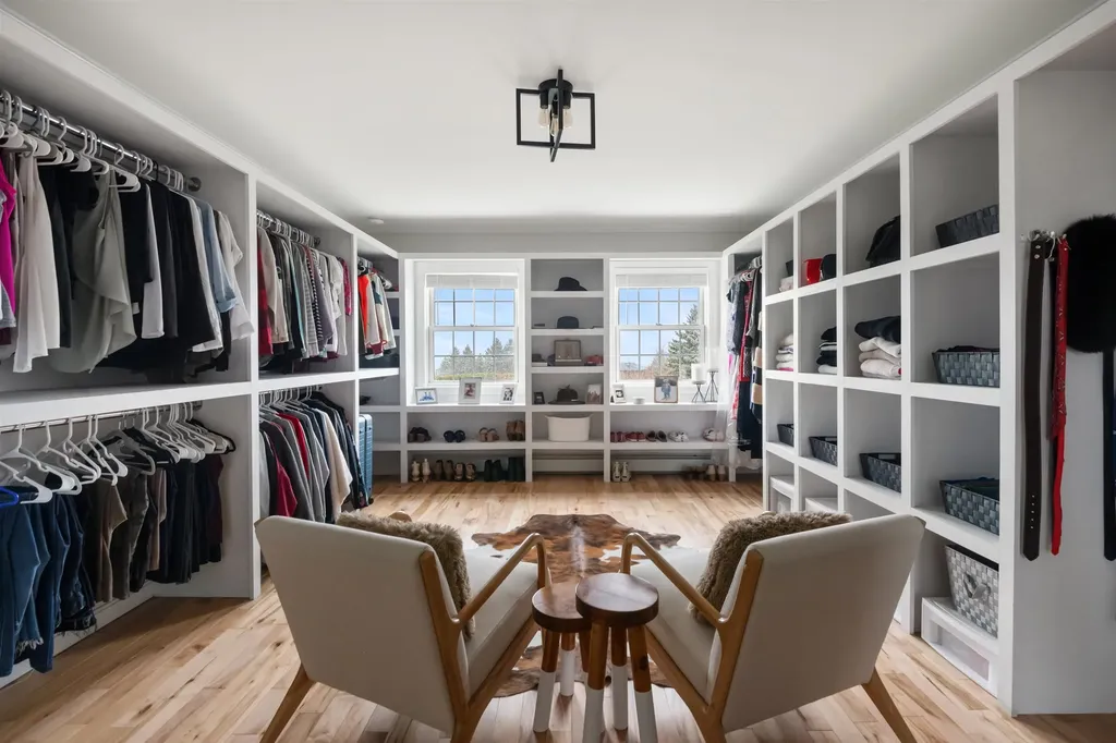 28 Pinnacle Drive South Burlington VT 05403