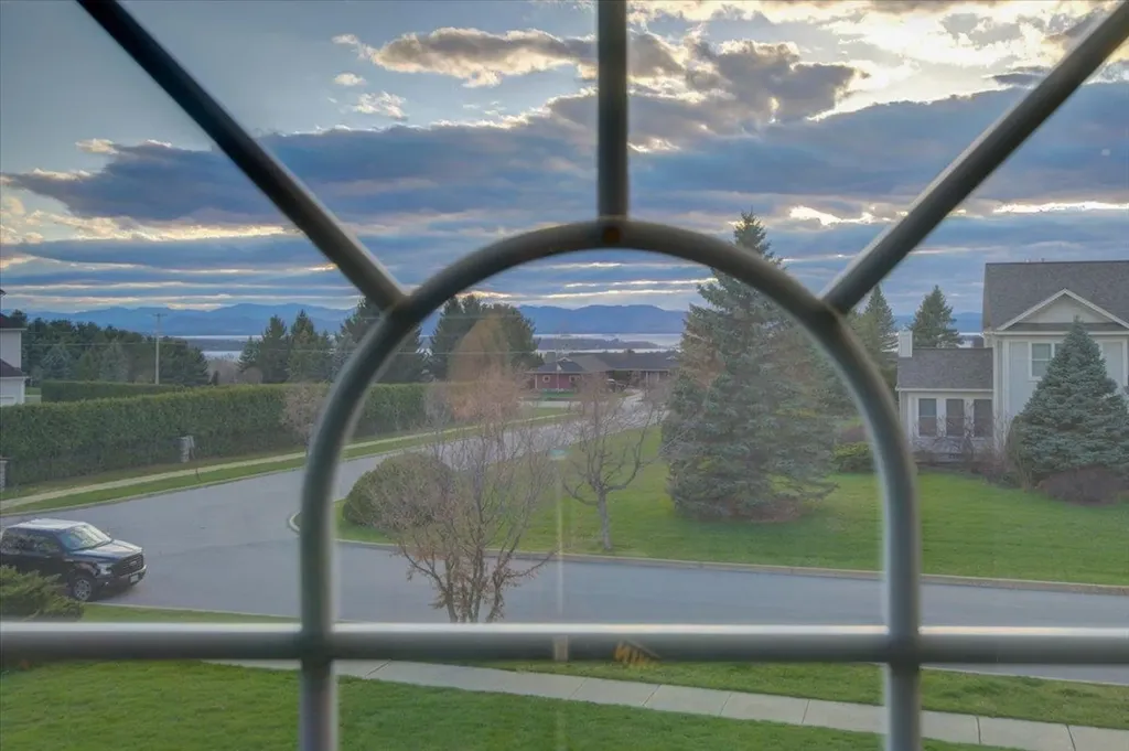 28 Pinnacle Drive South Burlington VT 05403