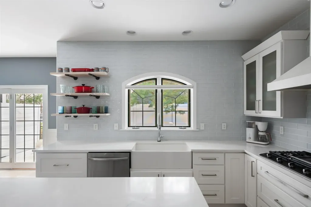 28 Pinnacle Drive South Burlington VT 05403