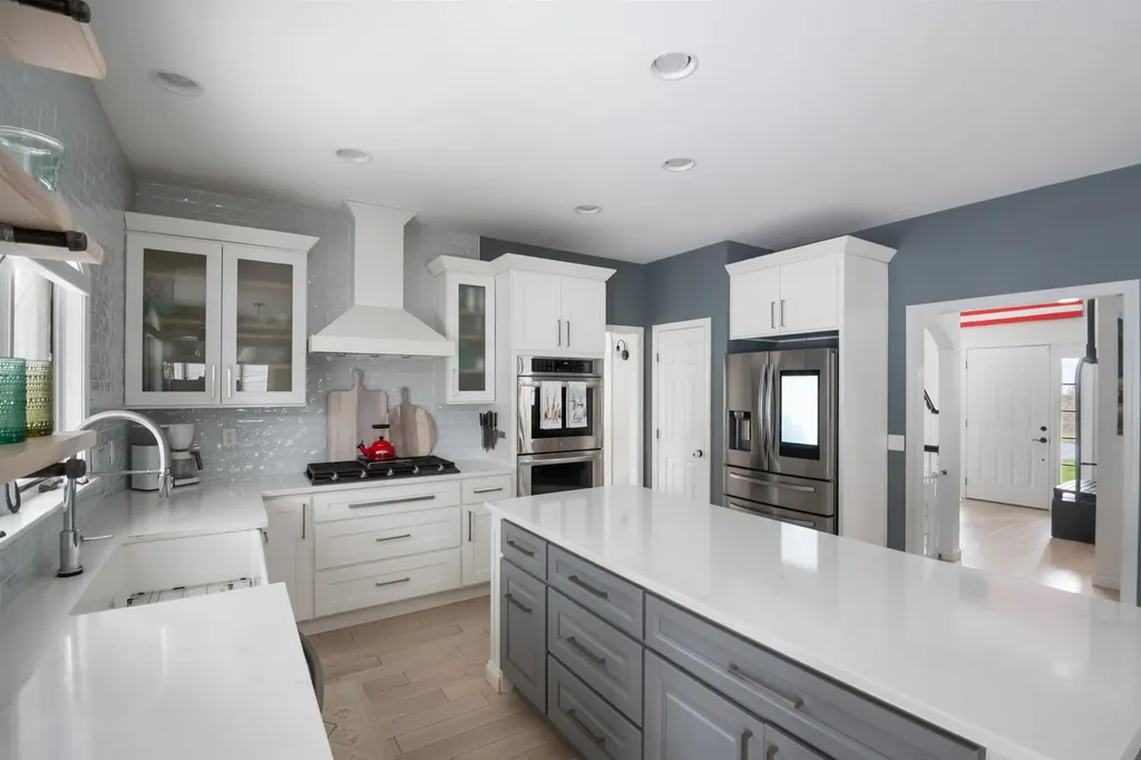 28 Pinnacle Drive South Burlington VT 05403