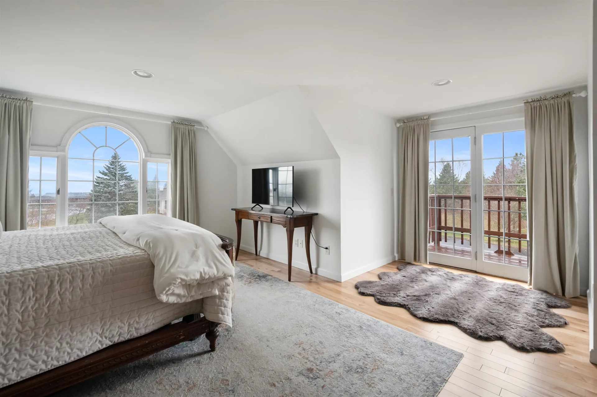 28 Pinnacle Drive South Burlington VT 05403