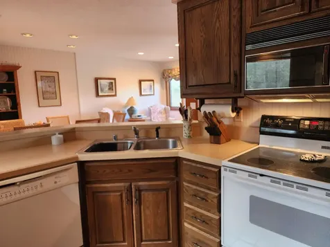 8 Wildlife Road Stowe VT 05672