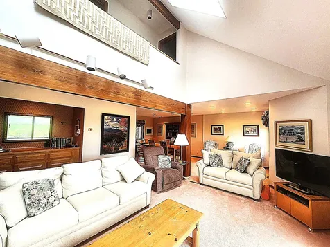 8 Wildlife Road Stowe VT 05672