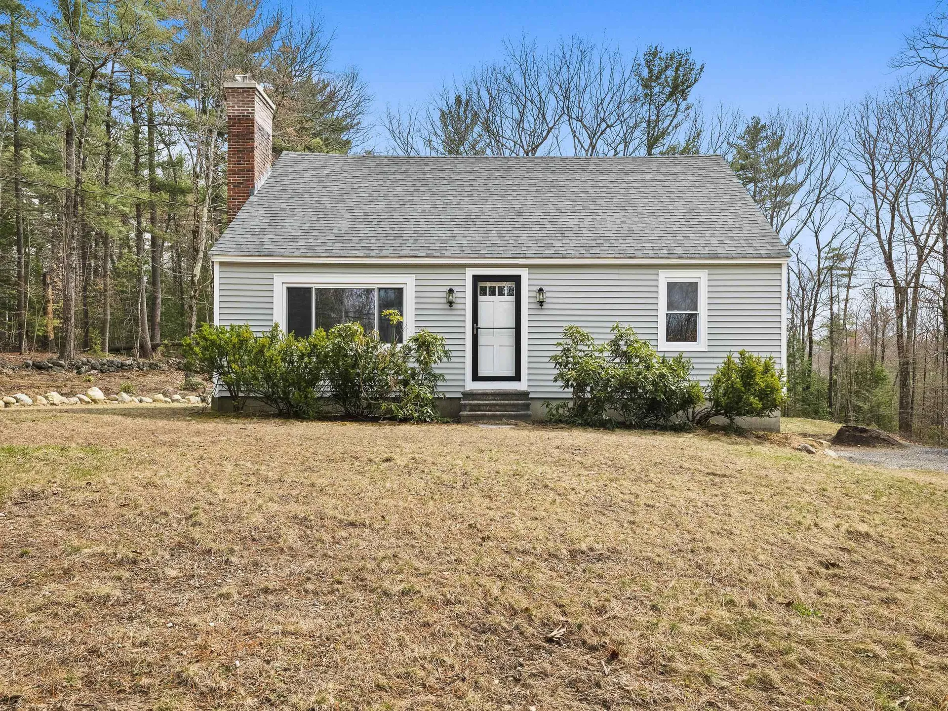 25 Rocky Pond Road Brookline NH 03033