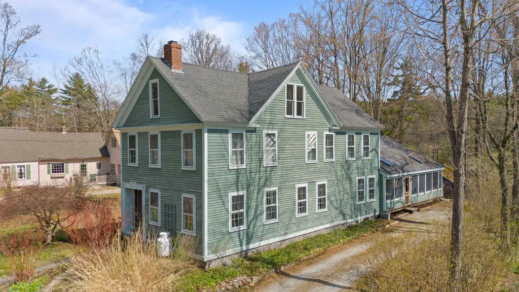 198 Main Street Francestown NH 03043